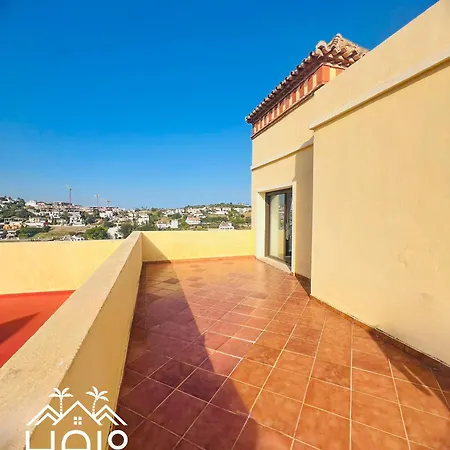 Halo - Amazing Penthouse With Lovely Terraces And Views *