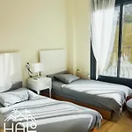 Halo - Amazing Penthouse With Lovely Terraces And Views *