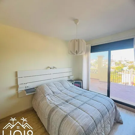 Apartment Halo - Amazing Penthouse With Lovely Terraces And Views *